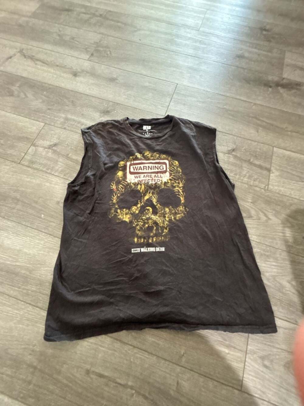 Walking Dead Men's Tank Top Sz L Zombies Skull Logo Spellout Crewneck Casual